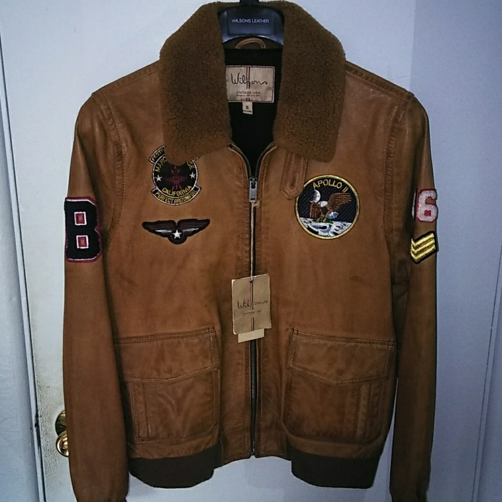 NWT Bomber Style real leather jacket